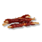 De Napzzz Collageen bar met eend als losse sticks afgebeeld, dit is een hoogwaardige hondensnack, geschikt voor alle honden vanaf 4 maanden. Deze bar bevat maar liefst 71,3% Eend en is verrijkt met 22% collageen, wat bijdraagt aan de ondersteuning van gewrichten, huid en vacht. 