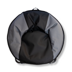 Napzzz stoel in bovenaanzicht voor kleine huisdieren zoals hond of kat. Inklapbaar en voorzien van waterafstotende canvas stof. Met metalen frame en anti slip details.